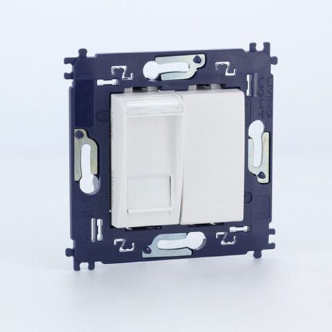 BTicino Living Light LL complet prise RJ45 +obtur à vis blanc BTICINO