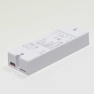 Gestion d'éclairage LED RF Controller 12-36VDC 4x8Amp Prolumia